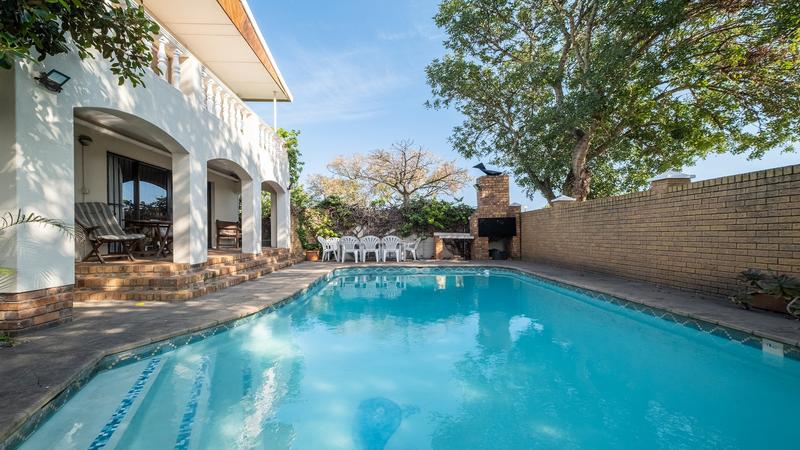 6 Bedroom Property for Sale in Parow North Western Cape